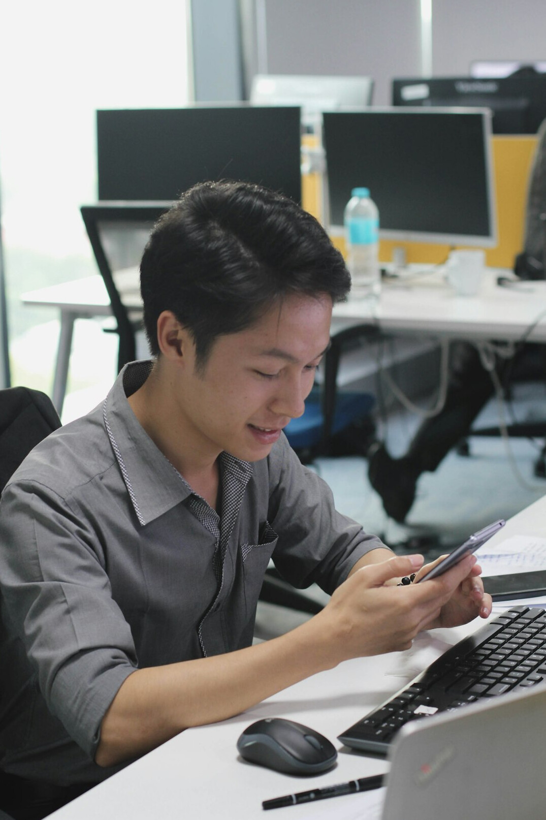 chinese student learning code